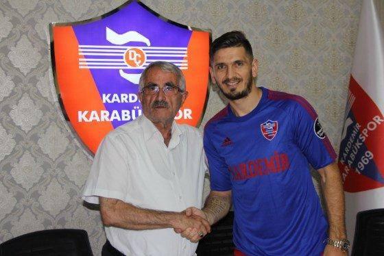 <p>Kabala'dan Karabükspor'a</p>
<p>Ermin Zec</p>