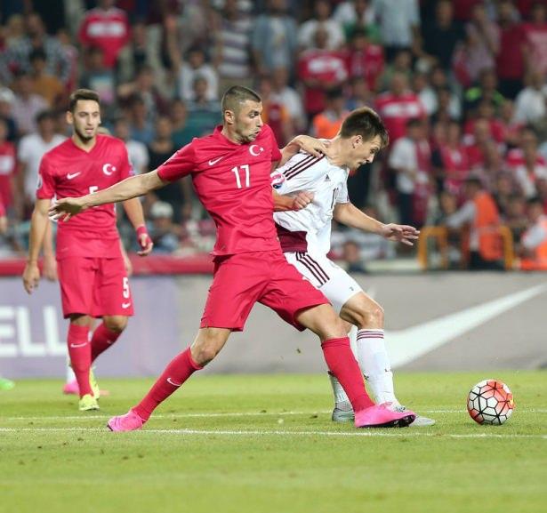 <p>Burak Yılmaz (Beijing Guoan)</p>
