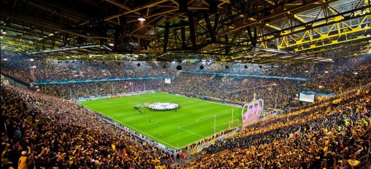 <p>Westfalenstadion 81,359<br />
<br />
Dortmund, Germany<br />
<br />
Borussia Dortmund</p>
