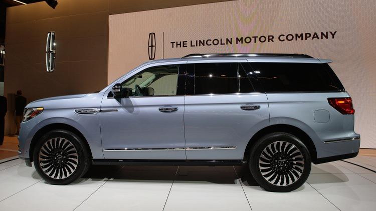 <p>Lincoln Navigator</p>
