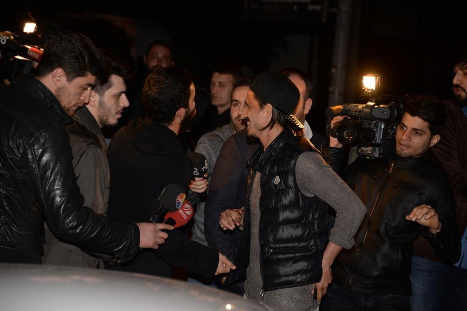 <p>Ünlü futbolcu, "Kardeşinize ne aldınız?" sorusunu "Ona ömrümü verdim" diye yanıtladı.</p>
<p> </p>