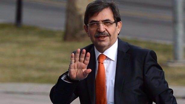 <p>İdris Güllüce</p>
