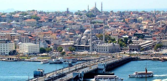 <p>Eminönü<br />
En çok hangi ilden vatandaş var: Mardin</p>

<p> </p>
