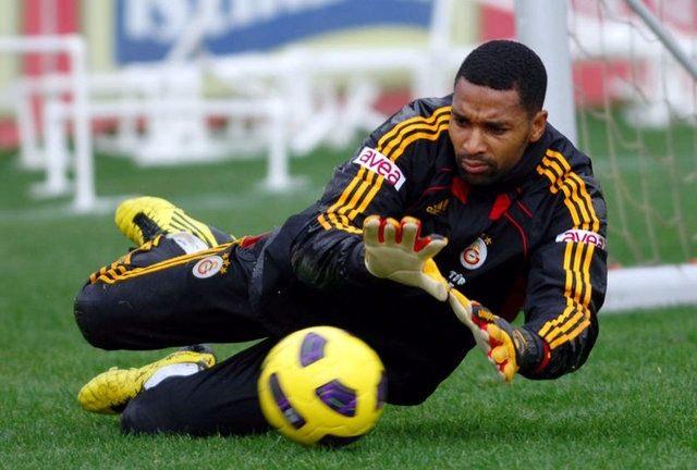 <p>Robinson Zapata - Yaşı: 37 - Takımı: Club Santa Fe (Kolombiya)<br />
</p>
<p> </p>