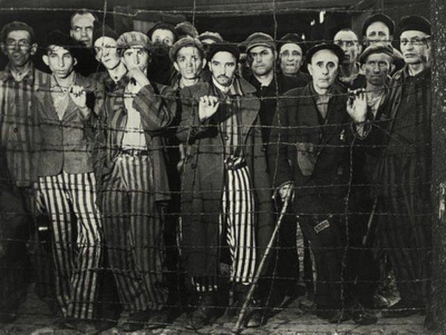 <p>Osoblag'lar büyük yerleşim merkezlerinden uzakta, mahkûmların kaçma ihtimallerinin hiç mümkün olmadığı yerlerdeydi. Kampların korunması özel birlikler tarafından sağlandı.</p>
