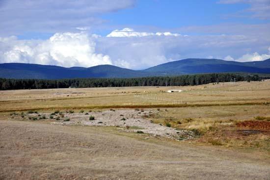 <p>Spor turizmi açısından şehrin zaten bir altyapısının olduğuna dikkati çeken Yılmaz, şöyle konuştu:</p>

<p>"İlimizde her yıl onlarca futbol takımı yeni sezon öncesi yaz kampı yapıyor. Geçen yıllarda basketbol takımları da ilimizde kamp yaptı. Güreş Mili Takımı'nın sporcuları, Aladağ'daki kamp merkezinde çalışıyor. Uluslararası şampiyonlara hazırlanan sporcular da müsabakalara zaman zaman cimnastik salonumuzda hazırlanıyor."</p>
