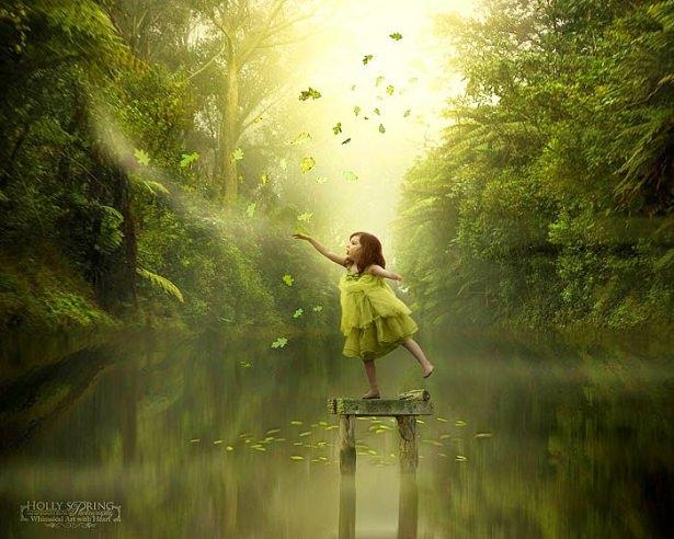 <p>Kızının kendisi i&ccedil;in ilham perisi olduğunu s&ouml;yleyen anne, ortaya &ccedil;ıkan eserlerini paylaşır ve NZIPP/Epson tarafından 2014 yılının yaratıcı fotoğraf&ccedil;ı &ouml;d&uuml;l&uuml;ne layık g&ouml;r&uuml;l&uuml;r.</p>
