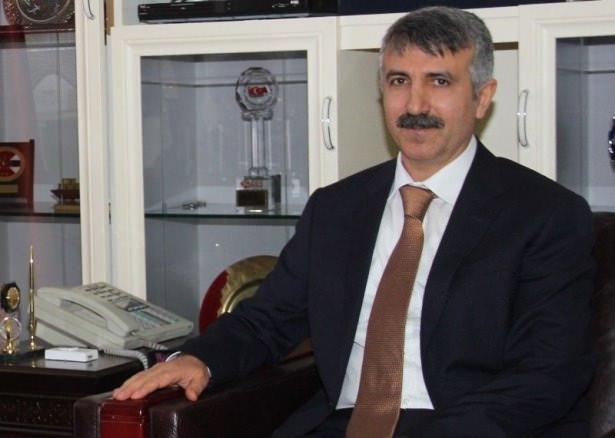 <p>Bayburt Valisi Mükerrem Ünlüer Merkez Valisi</p>
<p> </p>