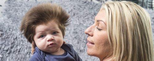 <p>İnternetin yeni fenomeni olan Junior Cox-Noon'un fotoğraflarından sonra, pek çok aile gür saçlarıyla ünlenen bebeklerinin fotoğraflarını paylaştı.</p>