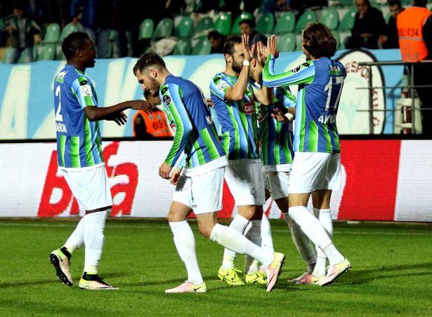 <p>8. Çaykur Rizespor (43 puan)</p>
