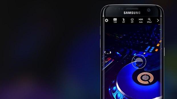 <p><span style="color:#FFFF00"><strong>Galaxy S8'in özellikleri neler?</strong></span><br />
<br />
Söz konusu özellik sayesinde cihaz kullanıcının gözünü tarayarak açılabilecek. Başka bir deyişle kullanıcılar parmak izi taraması yerine bu özellik ile telefonlarının kilidini açabilecek.</p>

