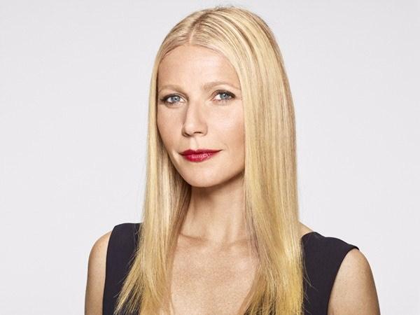 <p>Gwyneth Paltrow<br />
<br />
Gwyneth Paltrow soğuk sarı tonlarındaki saçlarıyla New York ve zenginliğin ruhunu yansıtıyor. </p>
