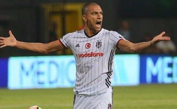 <p>SON HAFTALARDA YEDEK<br />
<br />
GÖKHAN İNLER - Gökhan İnler, henüz 11'in vazgeçilmezleri arasına giremedi. Gökhan son haftalarda Şenol Güneş'ten forma almakta zorlanıyor.</p>

<p> </p>
