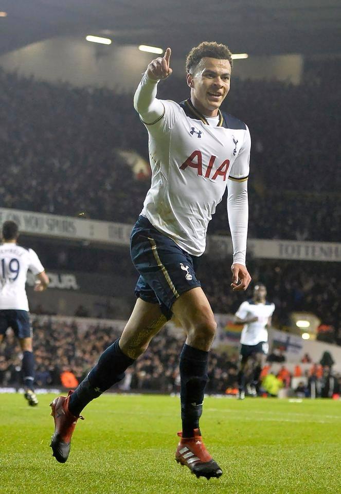 <p>Dele Alli<br />
Takım: Tottenham<br />
Ülke: İngiltere</p>
