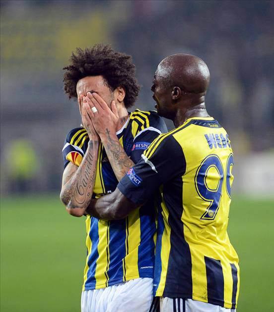 Fenerbahçe için dün akşam felaket senaryoları yazanlar neredesiniz... Kaldırın bakayım elleri...