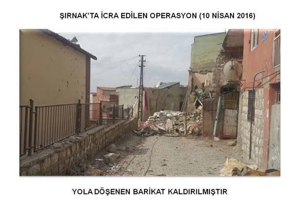 <p>Teröristlerin, bölgede kararlılıkla mücadele veren askerlere kalleşçe zarar vermek için; yollara, duvarlara, bina girişlerine, toprak altına tuzakladıkları birçok el yapımı patlayıcı tespit edilerek imha edildi. </p>