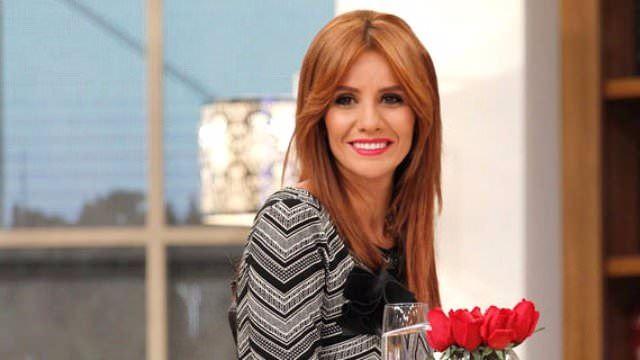 <p>Esra Erol</p>
