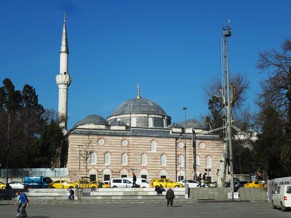 <p>Sinan Paşa Camii restore edildikten sonra bu hale geldi.</p>