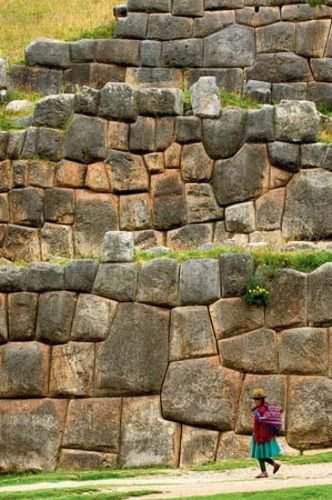 <p>Saksauaman, Peru, Cusco</p>

<p> </p>
