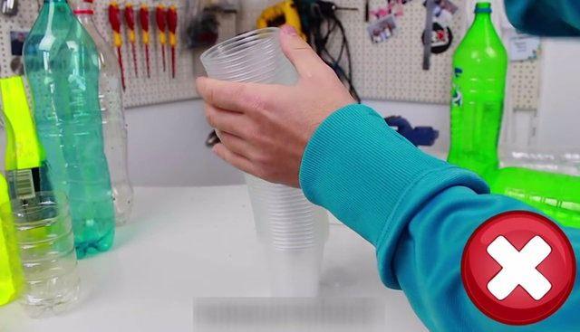 <p>Plastik bardaklarınızı düzgün şekilde sıraya koyup ihtiyaç olduğunda almak için,</p>

<p> </p>
