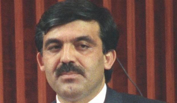 <p>Abdullah Gül</p>

<p>1996</p>
