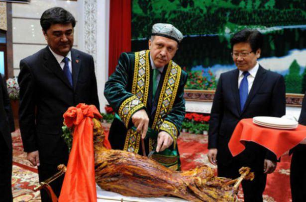 <p>İşte siyasi liderlerin gülümseten fotoğrafları</p>
<p> </p>