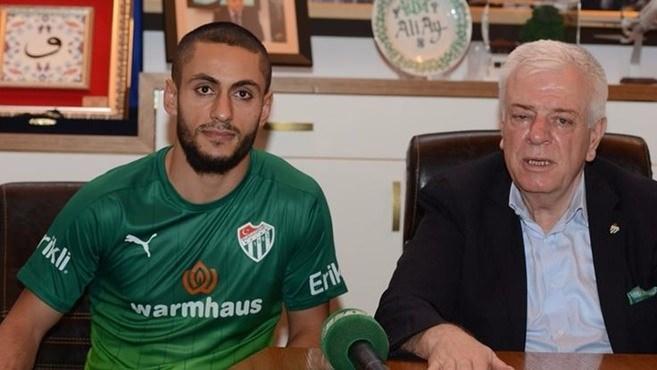 <p>Barış Yardımcı - Gaziantepspor =====> Bursaspor (Bedelsiz)</p>
