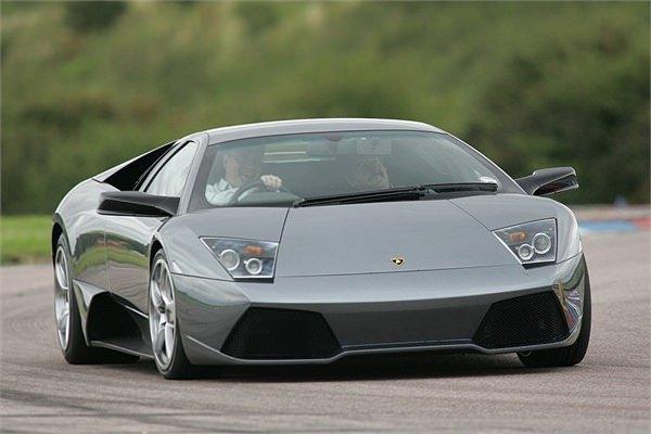 <p>35 - Lamborghini (2001 - 2010)</p>
<p> </p>