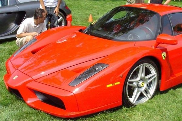 <p>34 - Enzo Ferrari (2002 - 2004)</p>
<p> </p>