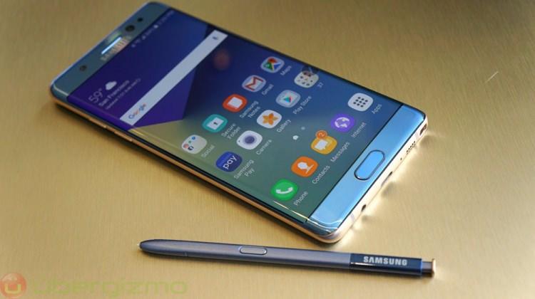 <p><strong>Patlayan Akıllı Telefonlar</strong><br />
Güney Koreli teknoloji devi Samsung, Note serisi akıllı telefonunun son üyesi "Galaxy Note 7"deki batarya sorunu nedeniyle zor bir yıl geçirdi.</p>
