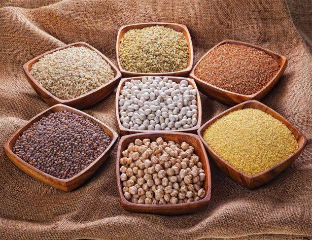 <p><strong>Kurubaklagiller</strong></p>

<p>Kurufasulye, nohut, bakla, bezelye, mercimek, yeşil fasulye, soya ve yulafta bol miktarda bulunan saponinler, antioksidant etki göstererek hücrelerdeki DNA mutasyonlarını önleyerek antikanserojen etki gösteriyorlar. </p>
