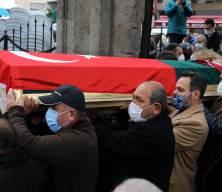  Trabzonspor'un efsanesi &Ouml;zkan S&uuml;mer'e veda