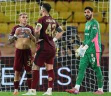 Galibiyet kıl payı geldi! Fransızlar, Galatasaraylı futbolcuyla alay etti