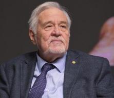 Spor camiasından İlber Ortaylı i&ccedil;in taziye mesajları