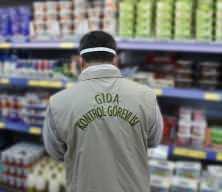 Bakanlık gıda sahtekarlarını ifşa etti: K&ouml;ftede tek tırnaklı eti, sucukta boya bulundu