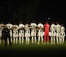 D&uuml;nya devinin kafası attı! 12 yıldızın biletini kestiler