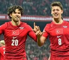 Romanya, T&uuml;rkiye ma&ccedil;ıyla &ccedil;alkalandı! Milli yıldıza Hagi benzetmesi