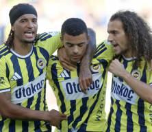 Avrupa, Fenerbah&ccedil;e'nin rekorunu konuşuyor! 8-0'lık lig zaferi manşetleri salladı