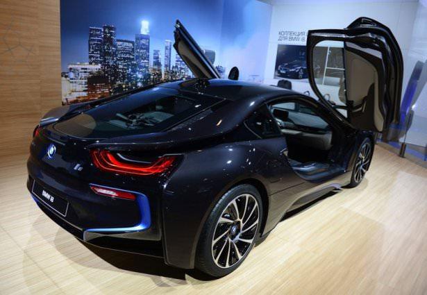 <p>BMW İ8</p>
