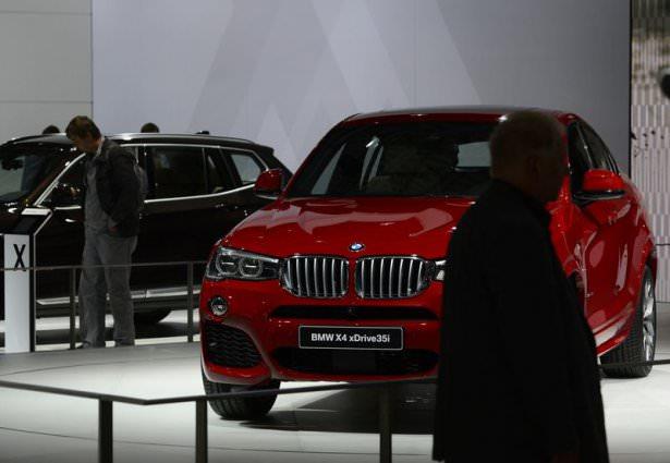 <p>BMW X4 x Drive 35i </p>
