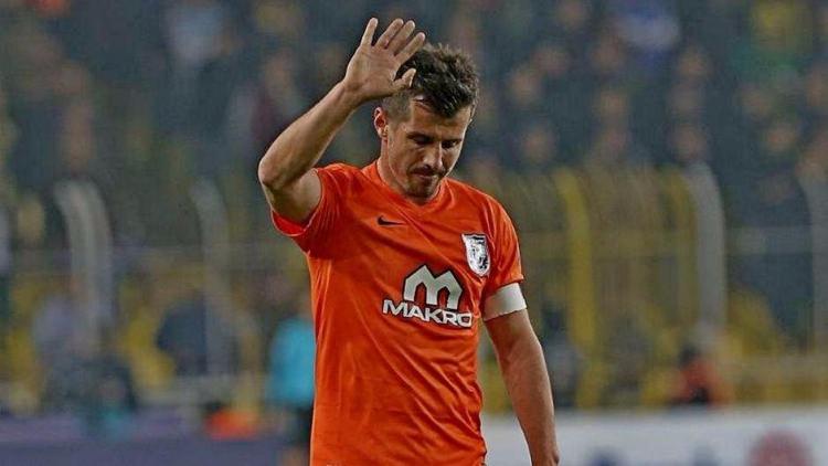 <p><strong>Başakşehir - 2015&nbsp;/ 16</strong></p>

<p><strong>&Ouml;nceki sezon Lig sırası:</strong>&nbsp;4</p>

<p><strong>O sezon sonu lig sıralaması:&nbsp;</strong>4</p>

<p><strong>Avrupa'da ilerlediği nokta:</strong>&nbsp;UEFA Avrupa Ligi&nbsp;&ouml;n eleme 3. Tur'da elendi</p>
