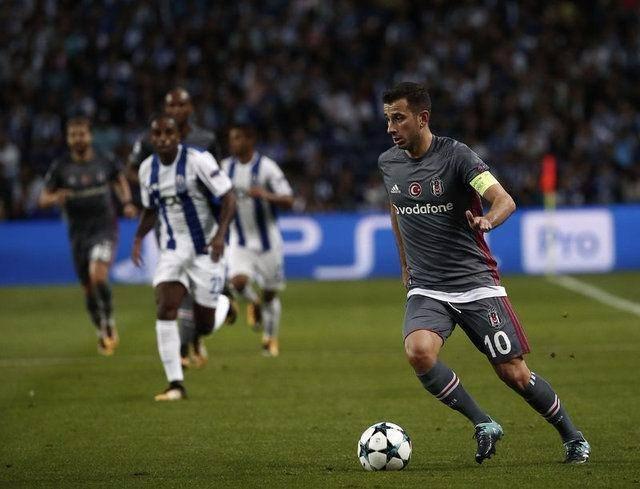 <p>OĞUZHAN ÖZYAKUP - 2 MİLYON 500 BİN EURO</p>