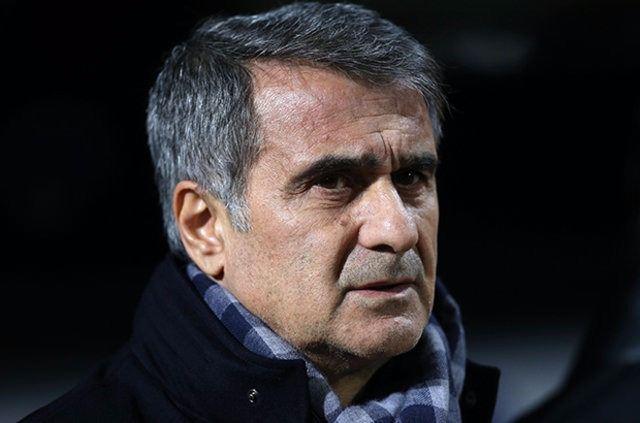 <p>Fakat Beşiktaş'ın da tecrübeli futbolcuyu rakiplerine kaptırmak istemediği ve Şenol Güneş faktörüyle işi bitirmeyi planladığı belirtiliyor.</p>
