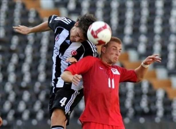 <p>Erhan Güven - Beşiktaş</p>

<p> </p>
