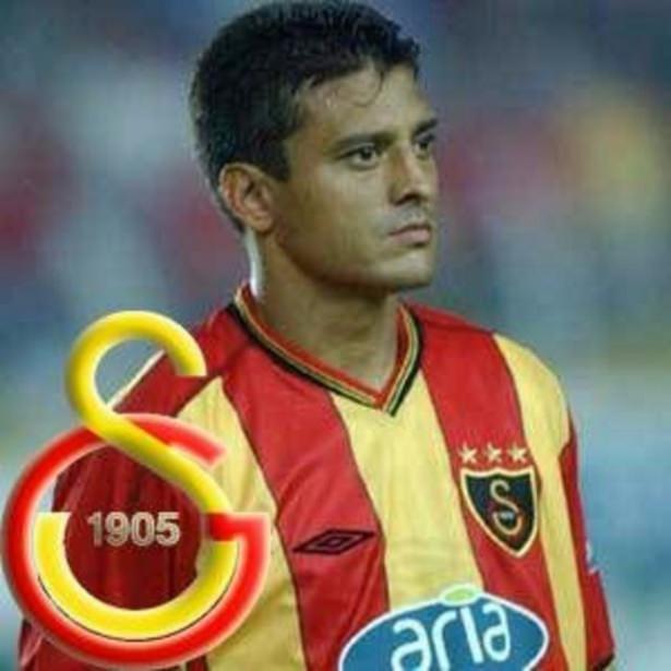 <p>Sergio Almaguer - Galatasaray</p>

<p> </p>
