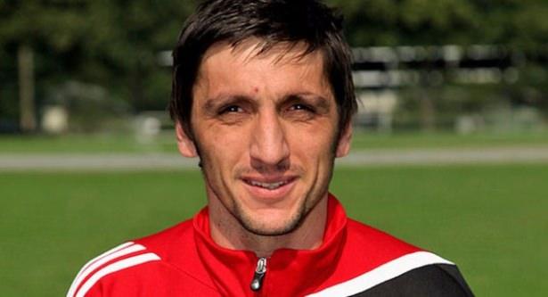 <p>Tayfun Korkut - Beşiktaş</p>

<p> </p>
