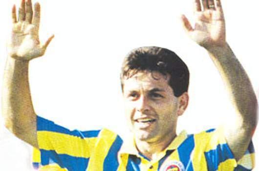 <p><strong>1991-92</strong><br />
Aykut Kocaman - 25 gol<br />
Fenerbahçe</p>