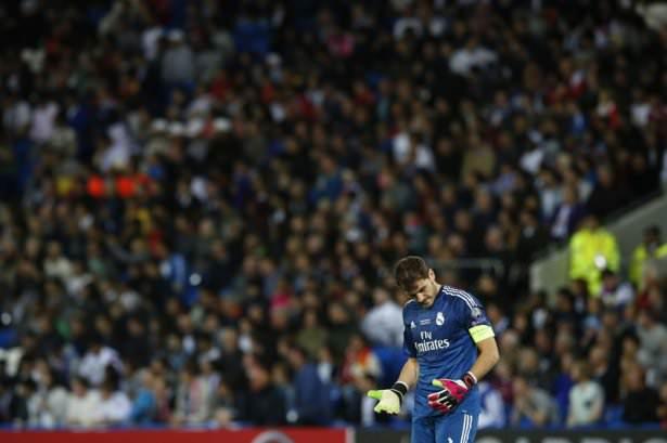 <p>Real Madrid, Süper Kupa finalinde bir diğer İspanyol ekibi Sevilla'yı 2-0 yenerek kupanın sahibi oldu. Golün ikisi de süper star Ronaldo'dan geldi.</p>