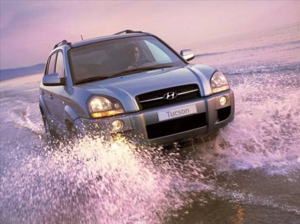 <p>Hyundai Tucson'un fiyatı ise 2005 ve 2010 model yılları arasında 28.500 TL ile 56.000 TL aralığında...</p>
<p> </p>