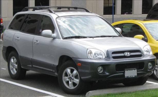 <p>Hyundai Santa Fe, 2000 ile 2010 yılları arasında 23.900 TL ve 60.000 TL fiyat etiketine sahip.</p>
<p> </p>